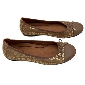 Vionic Minna Ballet Flats Tan Gold Metallic Leopard Print Orthopedic Shoes 8